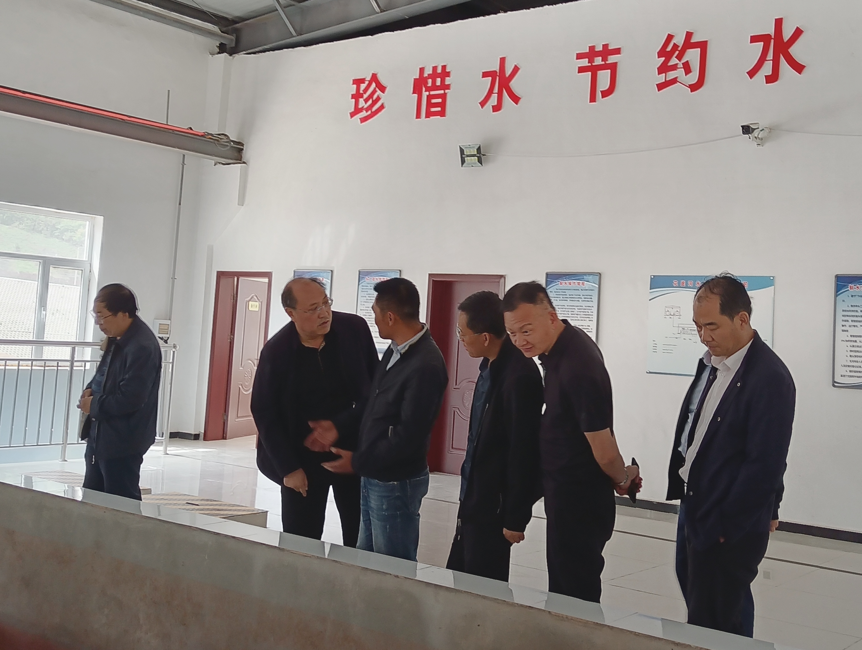 市產(chǎn)投集團赴甘肅水建公司開(kāi)展全面調研(圖3)